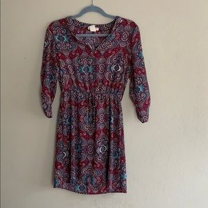 Dress sinched at waist, partially sinched sleeves!